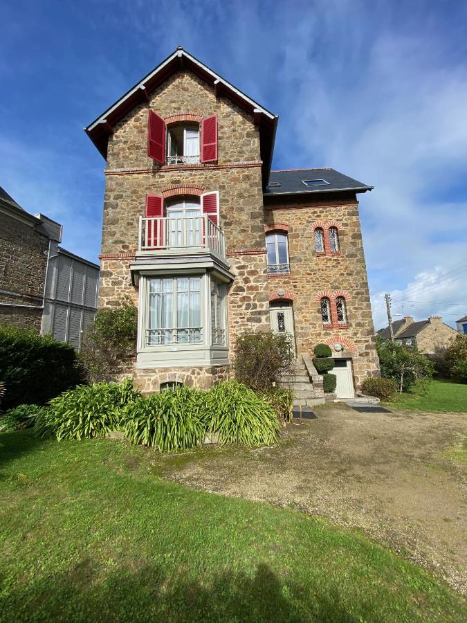 Manoir Le Castel & Villa Beaumaris Сен-Мало Экстерьер фото