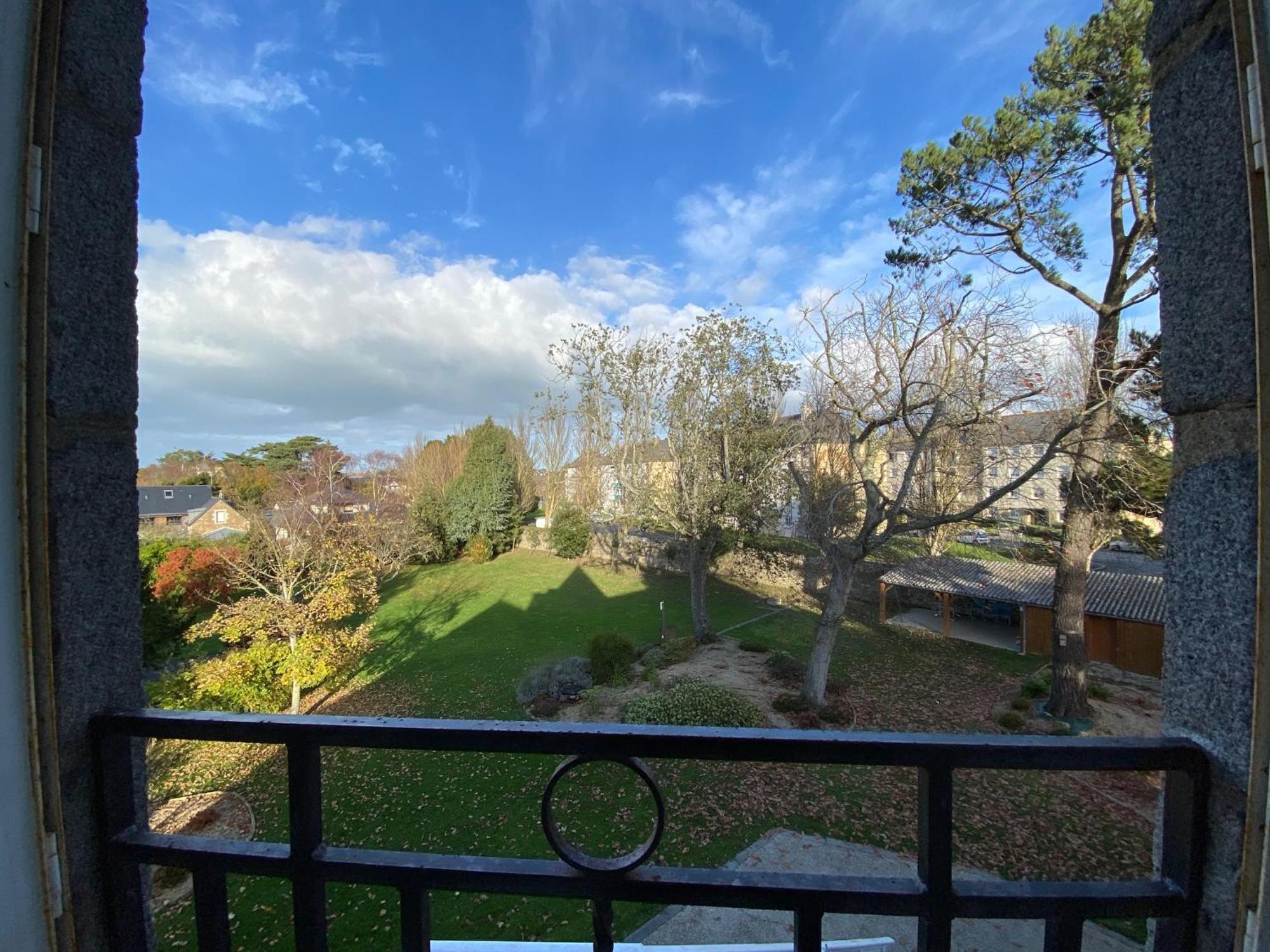 Manoir Le Castel & Villa Beaumaris Сен-Мало Экстерьер фото